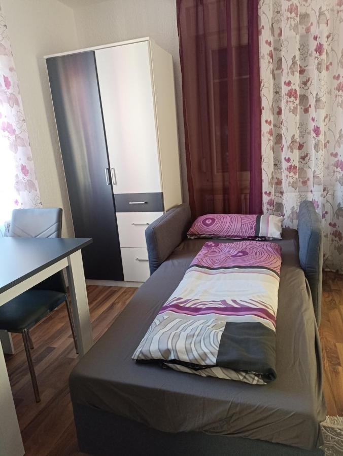 Zimmer "Beere" Apartment Lahr  Exterior photo